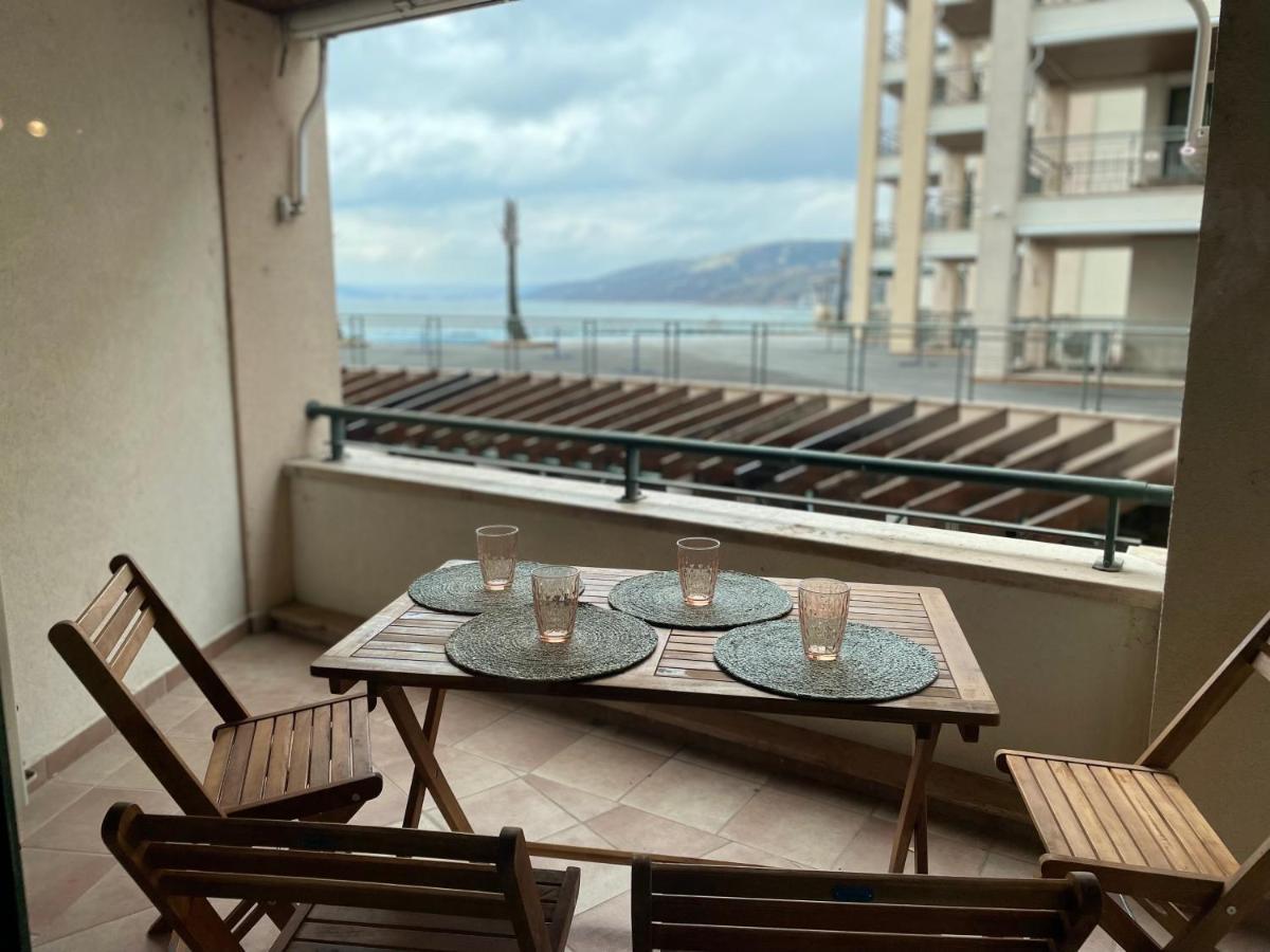 Marina Balchik Apartment Exterior photo